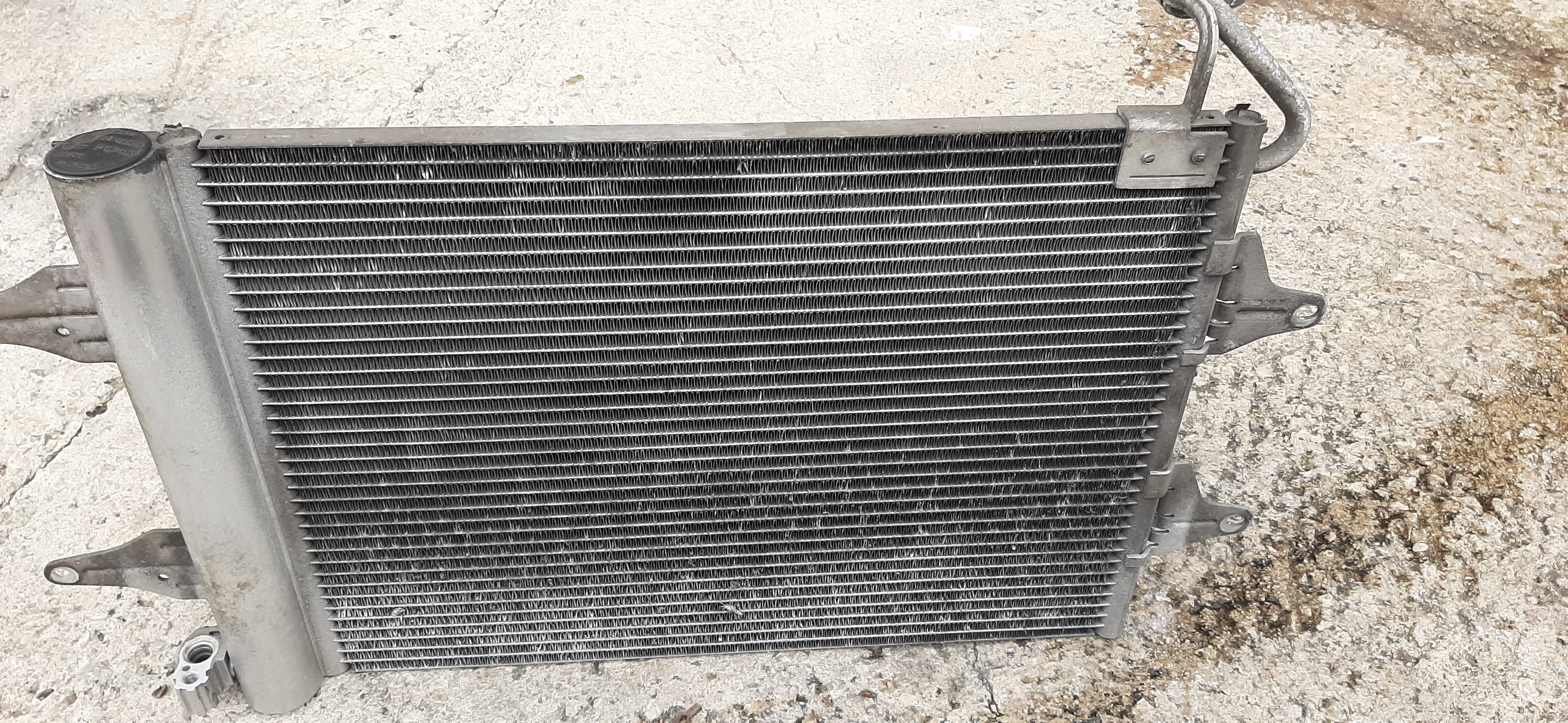 Condensatore / Radiatore Aria Condizionata VW SEAT SKODA BEHR 710054963F